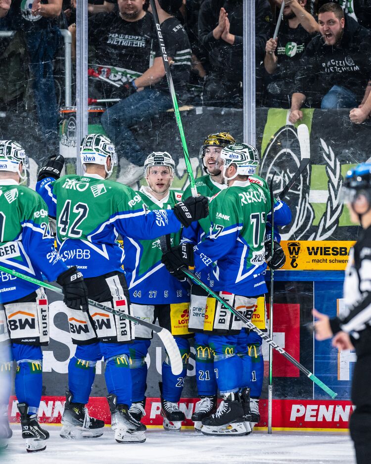 Retro-Trikots ab sofort im Fan-Shop