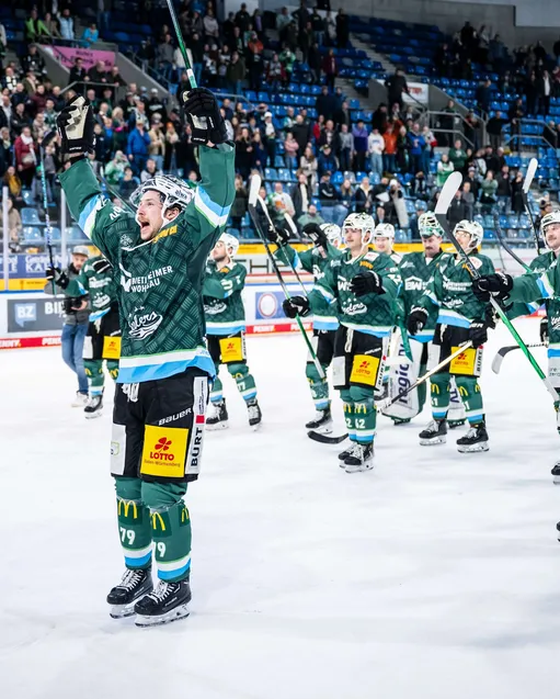 Under Review November: Auf Frust folgt breite Brust