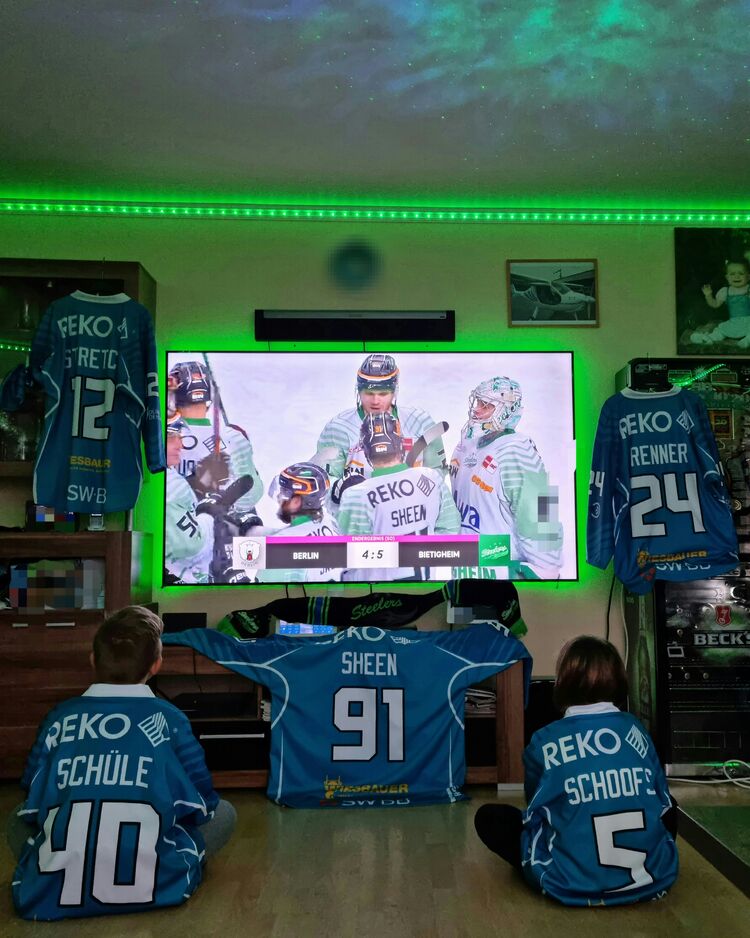 Grüne Atmosphäre vorm TV