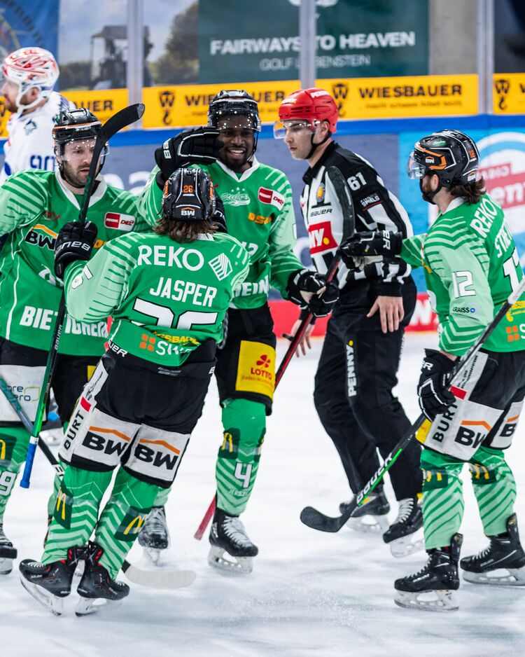 Tickets für die nächsten zwei Heimspiele unserer STEELERS