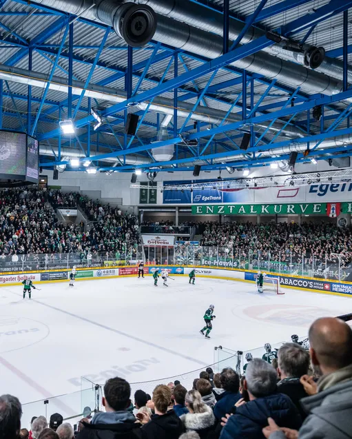 Topspiel im Derby vor ausverkauftem Haus