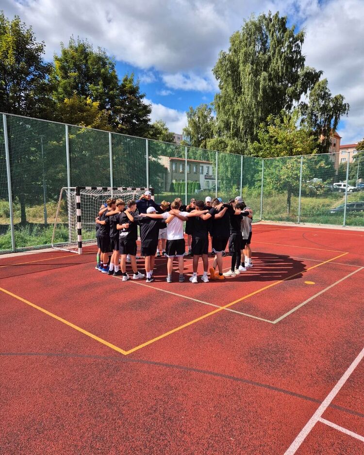 Vorbereitung und Saisonstart der U17