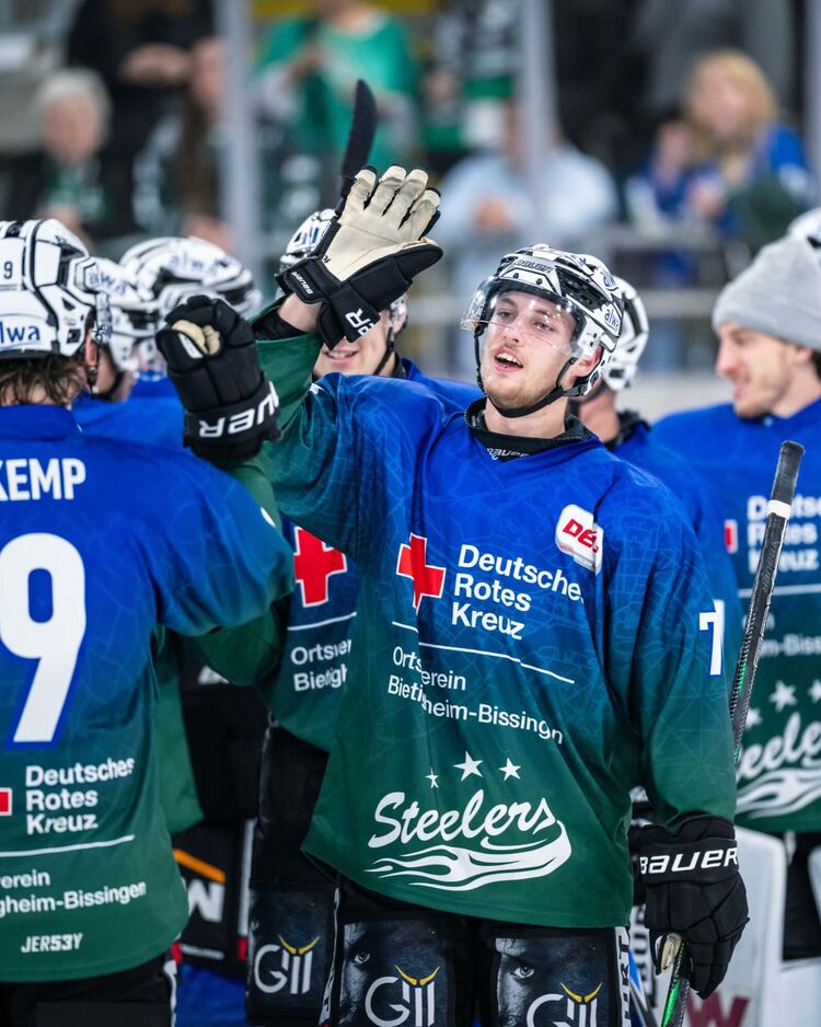 Under Review: Mit Physis und Erfahrung – always ready!