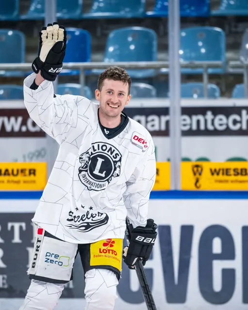 Trikotversteigerung für den guten Zweck