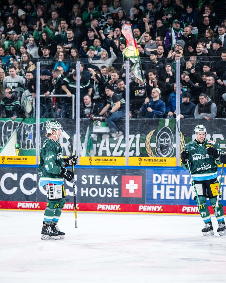Heimsieg gegen den Meister