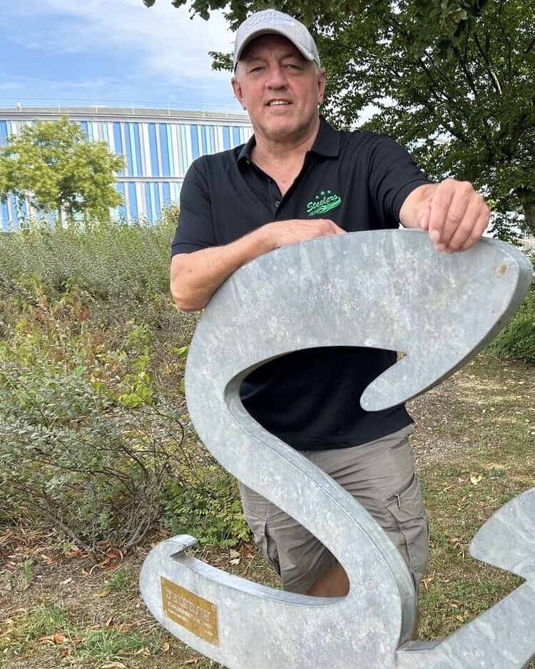 Herzlich Willkommen, Steve Pepin!